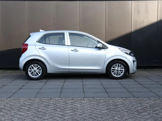 Kia Picanto 1.0 DPi DynamicLine 2024 Benzine 4