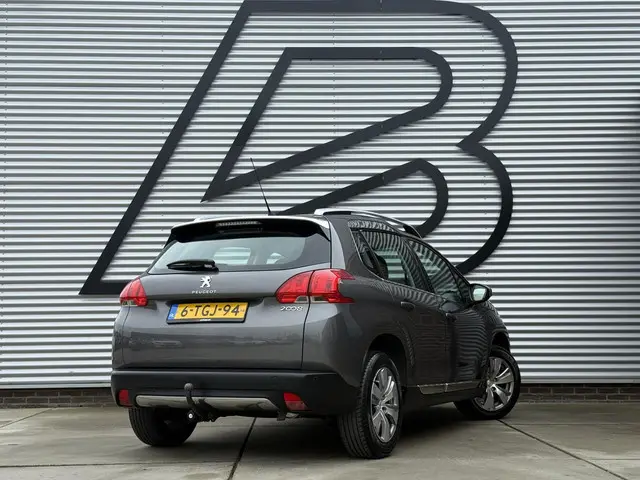 Peugeot 2008 1.2 VTi Allure 2014 Benzine 3