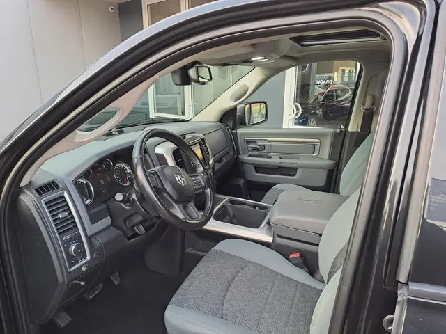 Dodge Ram 1500 5.7 V8 4x4 Crew Cab 2019 LPG/Gas 6