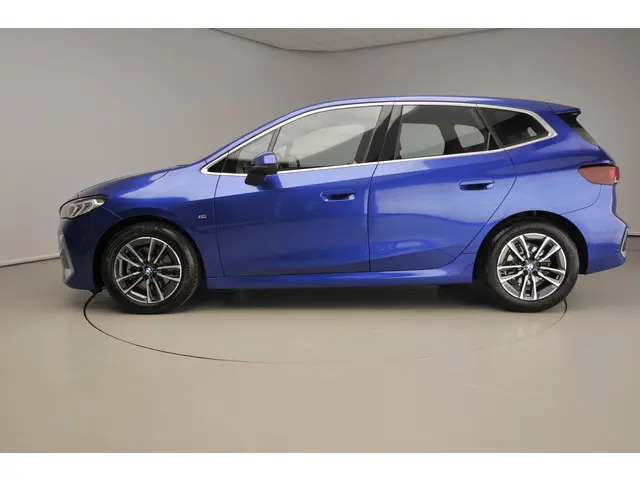 BMW 2 Serie Active Tourer 218i 2024 Benzine 2