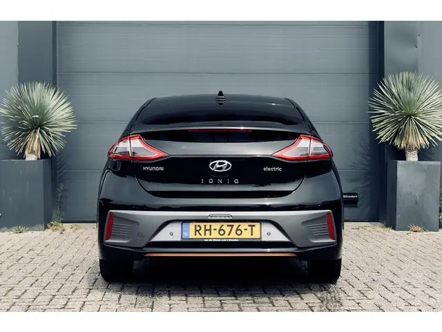 Hyundai IONIQ Premium EV 2018 Elektrisch 14