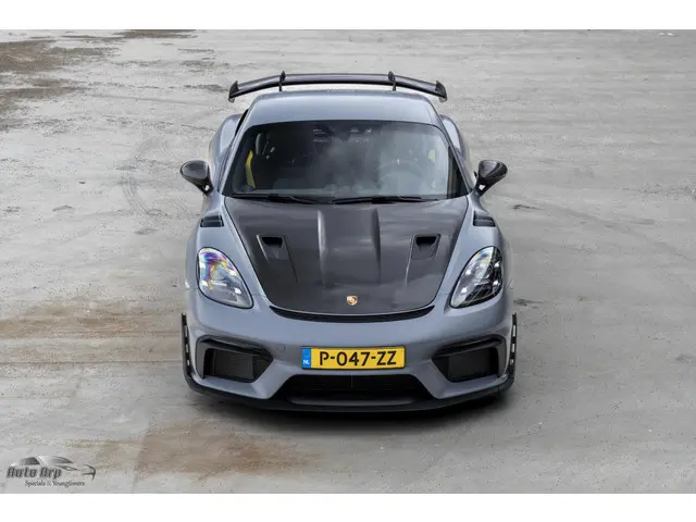 Porsche 718 GT4 RS 2022 Benzine 9