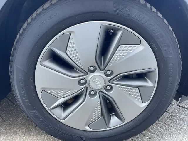 Hyundai Kona EV Premium 64 kWh 2019 Elektrisch 5