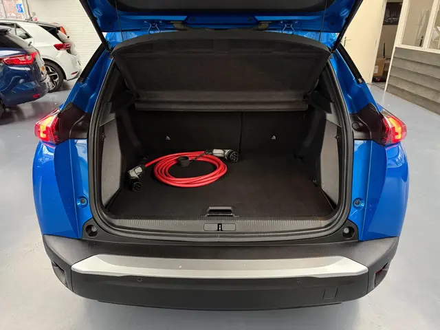 Peugeot e-2008 EV Allure 50 kWh 2020 Elektrisch 28