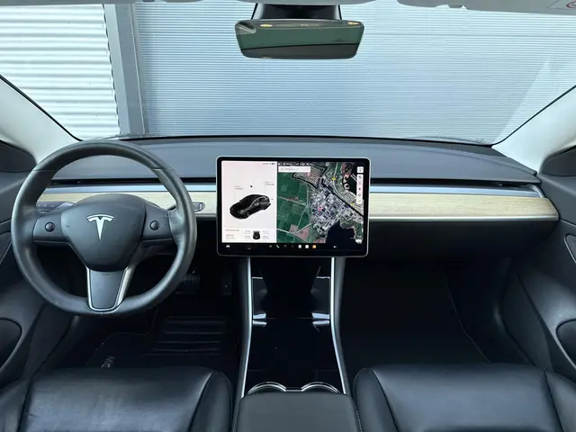 Tesla Model 3 Standard RWD Plus 60 kWh 2020 Elektrisch 10