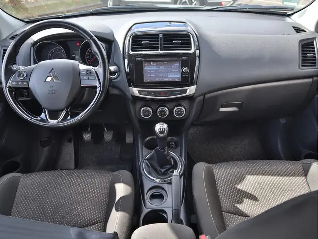 Mitsubishi ASX 1.6 Cleartec Intense 2016 Benzine 5