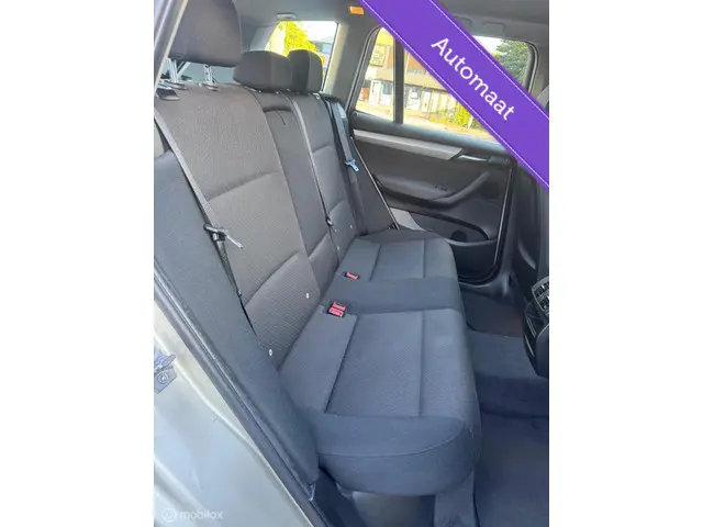 BMW X3 sDrive20i Executive * Nwe Distributie * 2014 Benzine 7