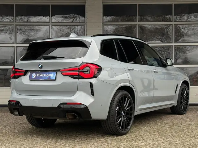 BMW X3 xDrive30e 2022 Hybride Benzine 8