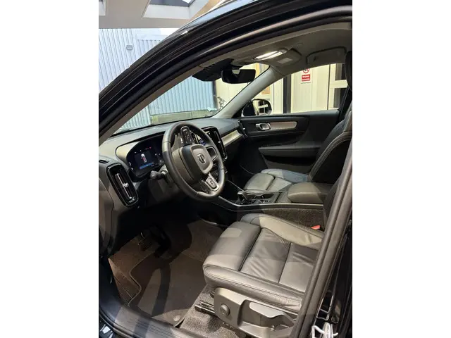 Volvo XC40 2.0 B3 Essential Edition 165PK 2025 Benzine 11