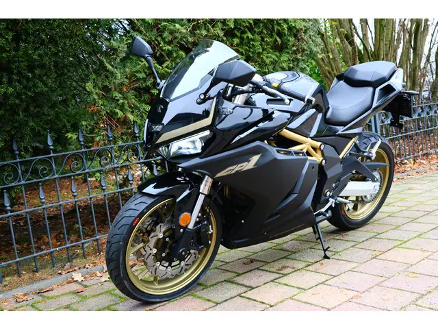Yamaha YZF 2