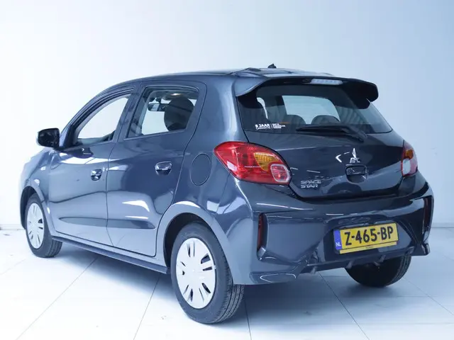 Mitsubishi Space Star 1.2 Connect+ 2024 Benzine 6