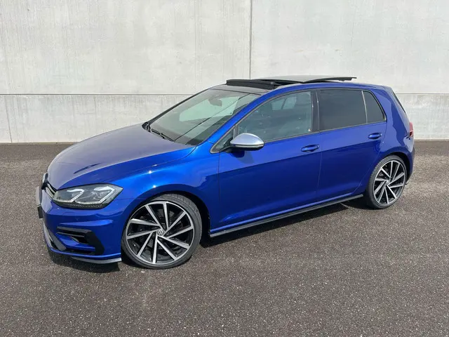 Volkswagen Golf 2.0 TSI 4Motion R 2017 Benzine 4