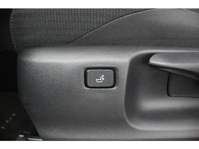 Toyota C-HR 1.8 Hybrid Style 2019 Hybride Benzine 39