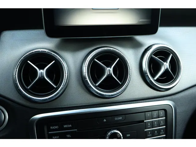 Mercedes-Benz CLA 250 Sport 4MATIC 2017 Benzine 19