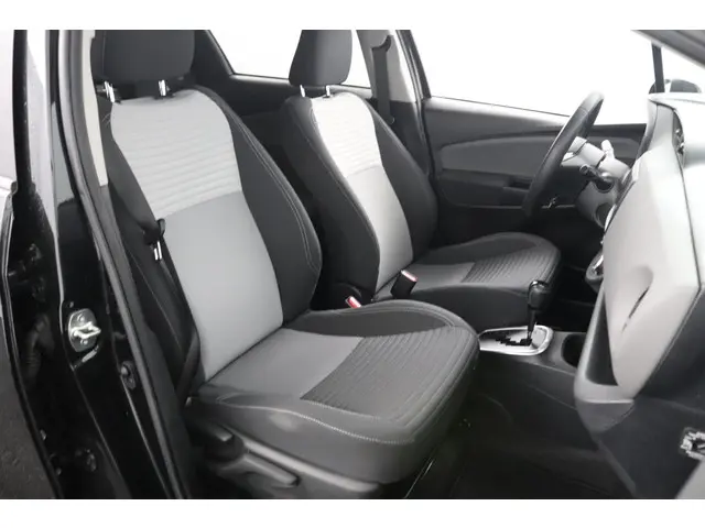 Toyota Yaris 1.5 Hybrid Dynamic 2020 Hybride Benzine 20