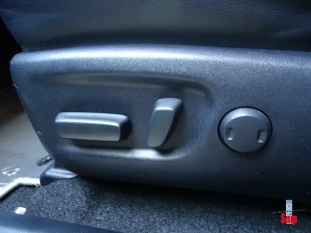 Toyota RAV4 2.5 Hybrid Energy Plus 2018 Hybride Benzine 12