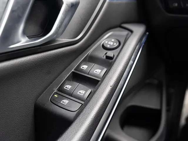 BMW 3 Serie Sedan 320i 2020 Benzine 22
