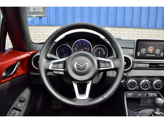 Mazda MX-5 2.0 SkyActiv-G 160 Sports-line 2017 Benzine 12