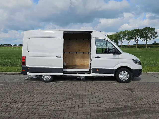 Volkswagen Crafter 35 2.0 2021 Diesel 13