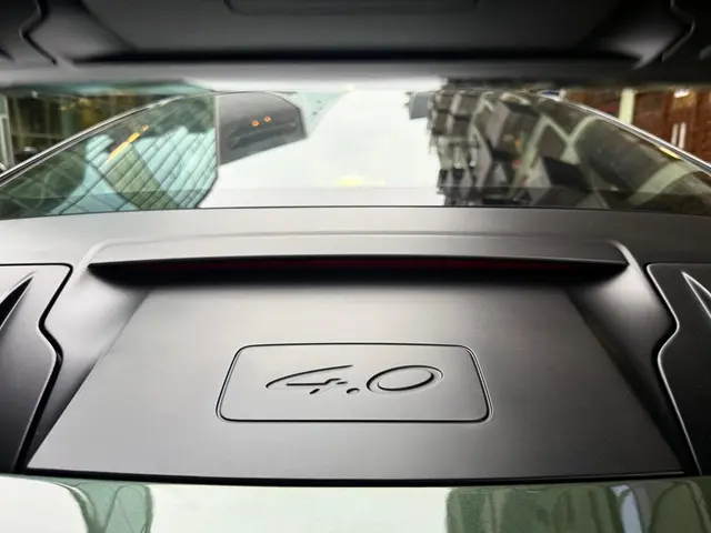 Porsche 911 4.0 GT3 2023 Benzine 11