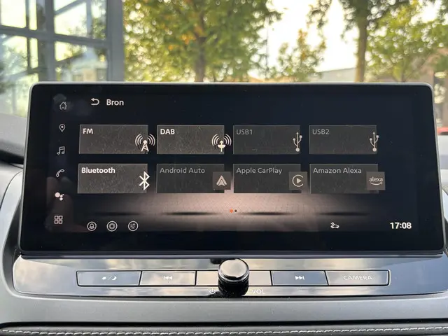 Nissan QASHQAI 1.3 MHEV Xtronic N-Connecta 2025 Benzine 25