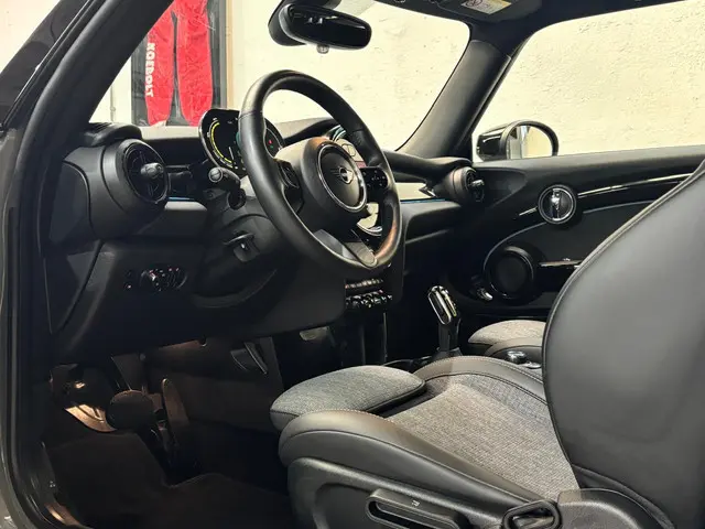 MINI Electric Mini Classic 33 kWh 2022 Elektrisch 6