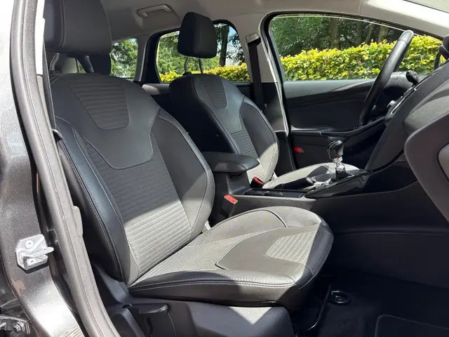 Ford Focus Wagon 1.0 Titanium 2016 Benzine 17