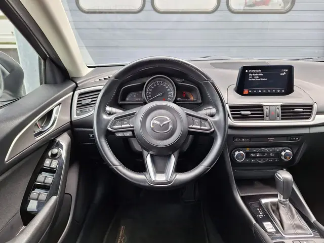 Mazda 3 2.0 SkyActiv-G 120 TS+ 2017 Benzine 15