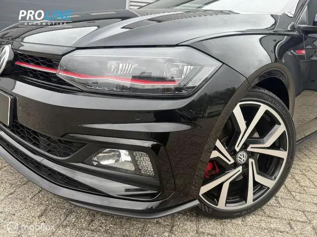 Volkswagen Polo 2.0 TSI GTI PANO 2018 Benzine 19