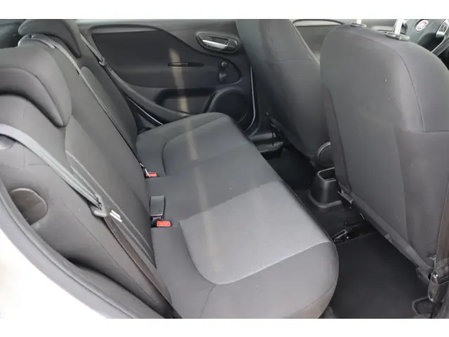 Fiat Punto Evo 0.9 TwinAir Edizione Cool 2013 Benzine 13