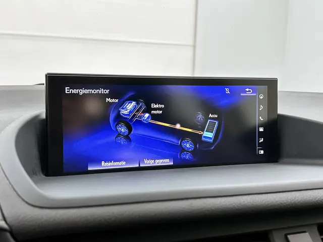 Lexus CT 200h Business Line 2018 Hybride Benzine 21
