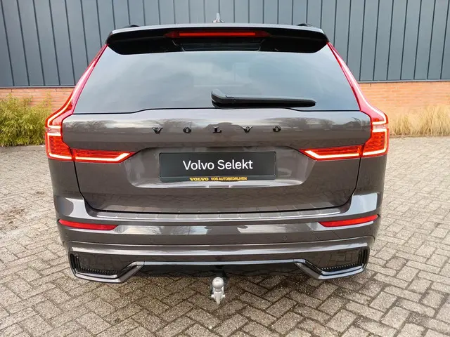 Volvo XC60 B5 Ultimate Dark 2023 Benzine 12