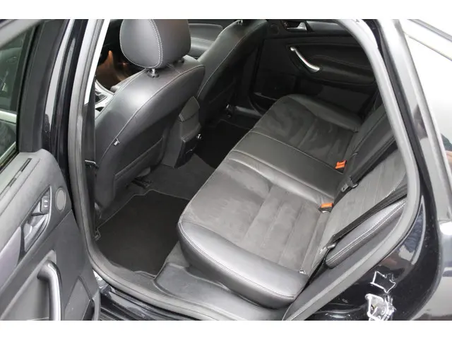 Ford Mondeo 1.6 EcoBoost Platinum 2014 Benzine 15