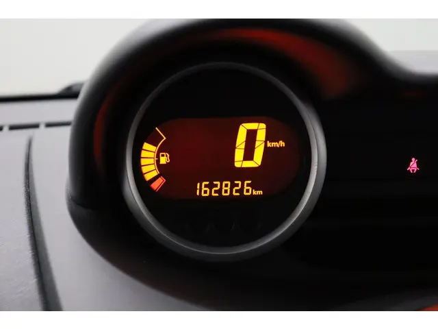 Renault Twingo 1.2 16V Parisienne 2013 Benzine 25
