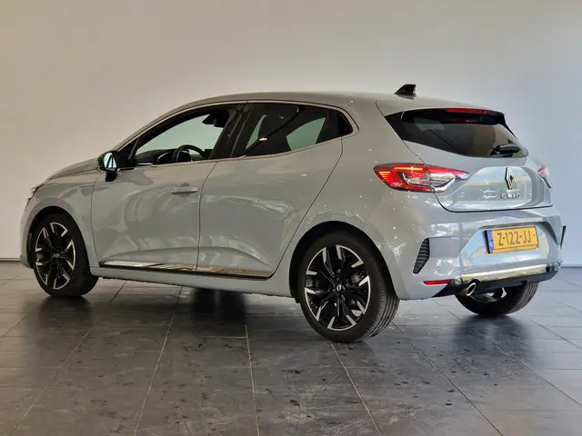 Renault Clio 1.0 TCe 90 GPF techno 2024 Benzine 5