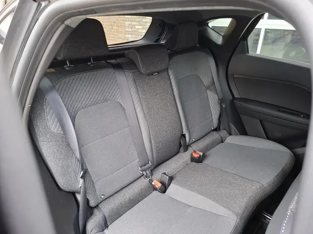 Renault Captur 1.3 mild hybrid 160 techno 2024 Benzine 13