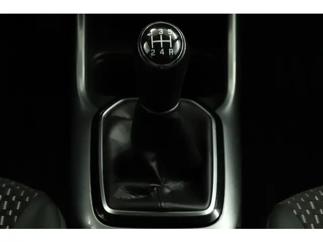 Suzuki Ignis 1.2 Smart Hybrid Style 2022 Benzine 27