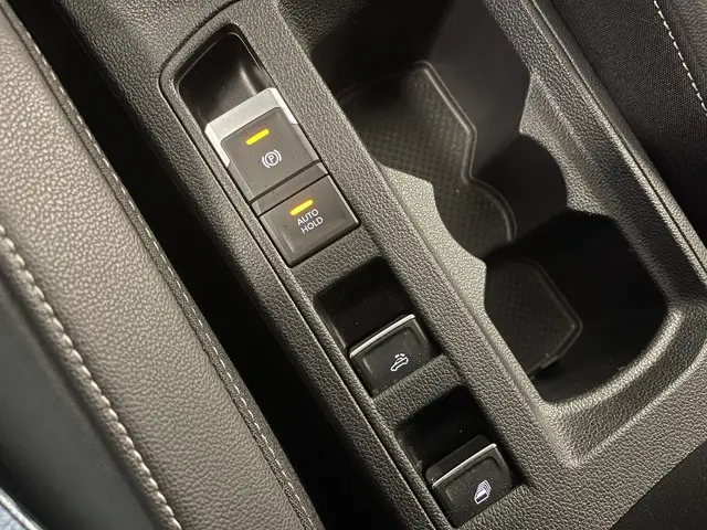 Volkswagen T-Roc Cabrio 1.5 TSI R-Line 2022 Benzine 21