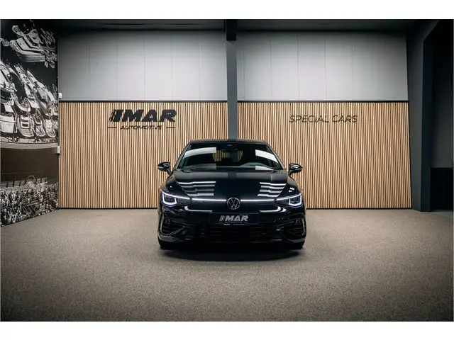 Volkswagen Golf 2.0 TSI R 4Motion 2022 Benzine 4
