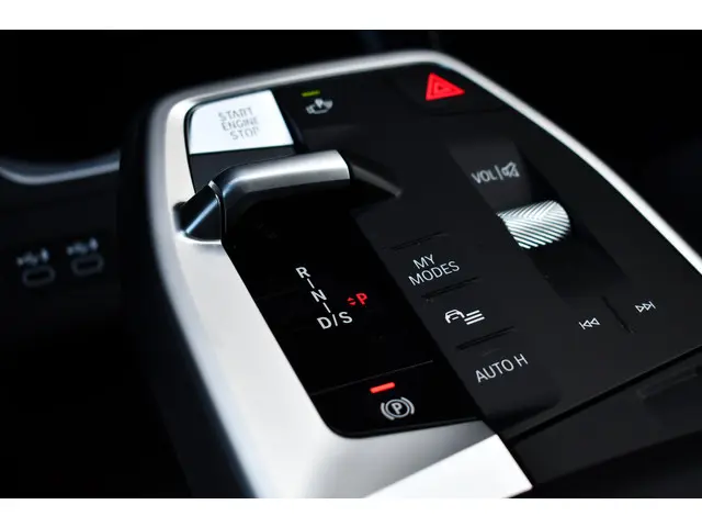 BMW X1 xDrive25e M-Sport 2024 Hybride Benzine 46