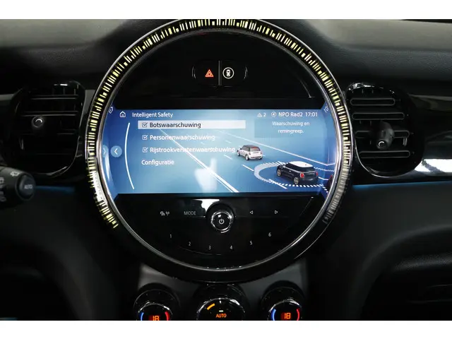 MINI Electric Mini Essential 33 kWh 2021 Elektrisch 18