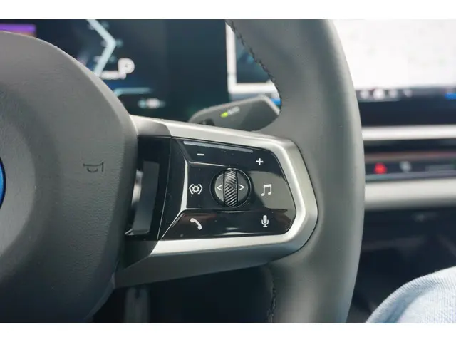 BMW i5 eDrive40 2025 Elektrisch 15