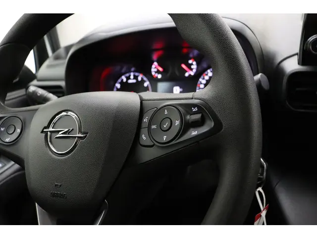 Opel Combo 1.5D L1H1 Edition 2019 Diesel 24