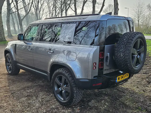 Land Rover Defender 110 2.0 P400e 2021 Hybride Benzine 6