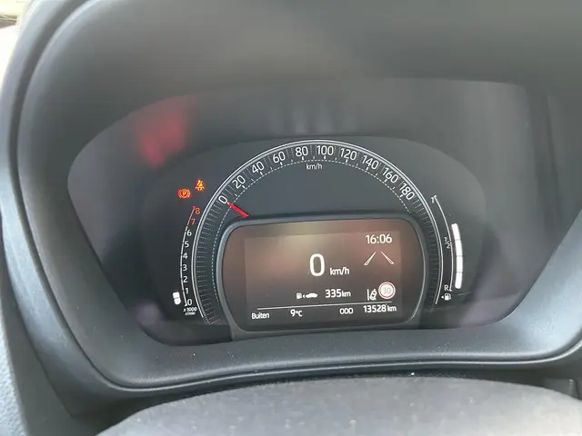 Toyota Aygo X 1.0 VVT-i MT Pulse 2023 Benzine 17