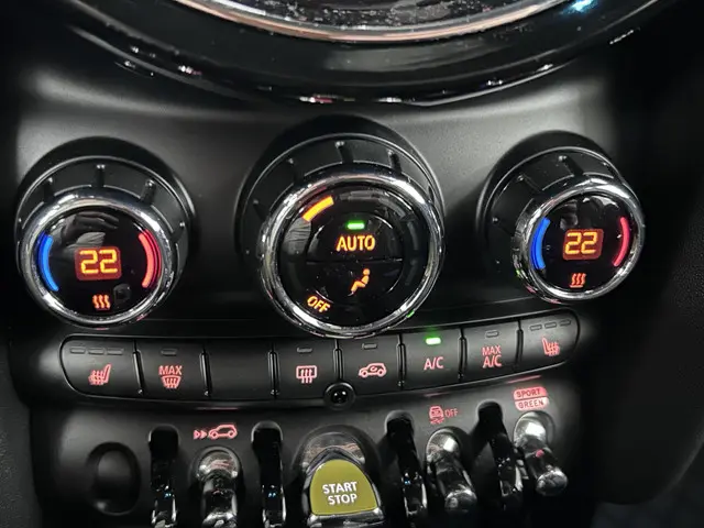 MINI Electric Mini Essential 33 kWh 2023 Elektrisch 12