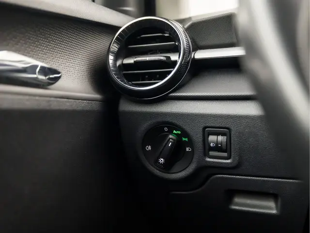 Škoda Fabia 1.0 TSI Sport 2022 Benzine 24