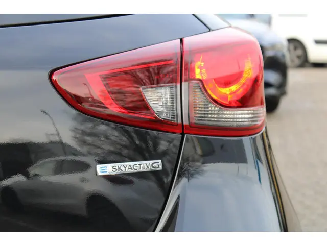 Mazda 2 1.5 e-SkyActiv-G 90 Homura 2024 Benzine 28