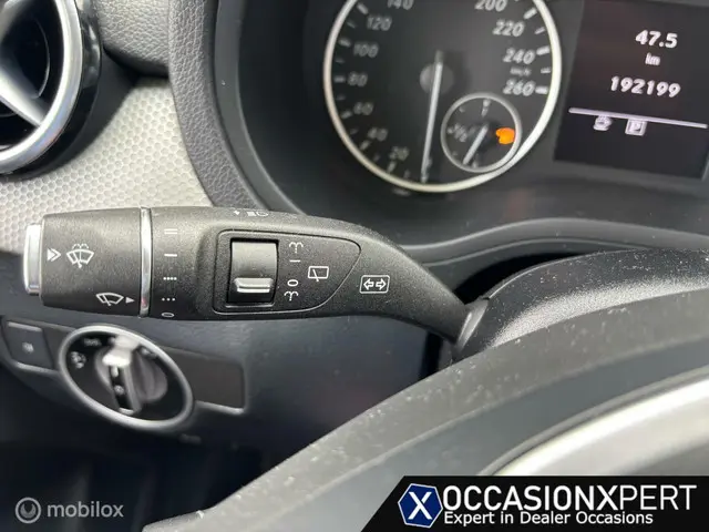 Mercedes-Benz B-Klasse 180 Prestige 2013 Benzine 31