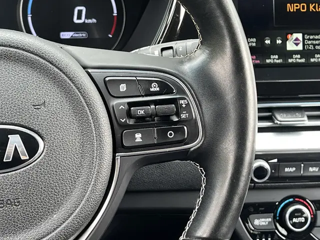 Kia e-Niro DynamicPlusLine 64 kWh 2021 Elektrisch 24